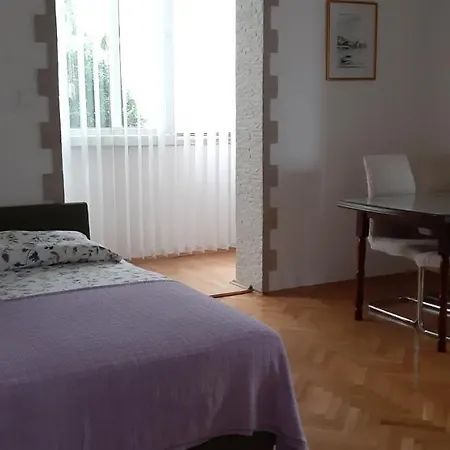 Rita Apartment