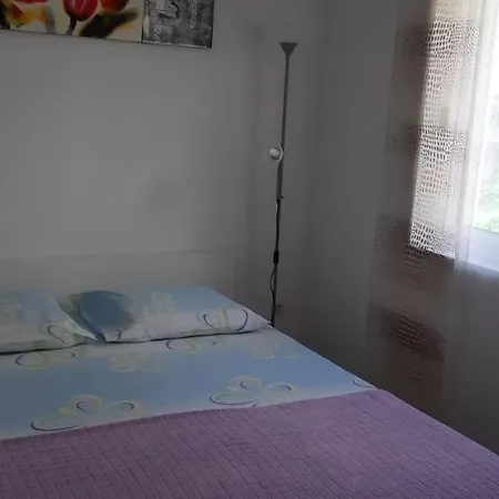 Rita Apartment *